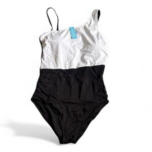 NWT Yonique Black And White Mesh One Piece Swimsuit In Size L